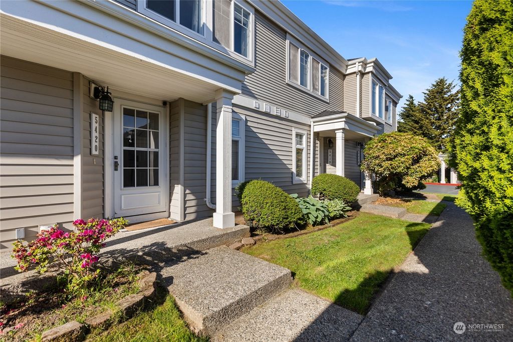 Photo of 5420 S 237th Place #15-2, Kent, WA 98032 (MLS # 2231380)