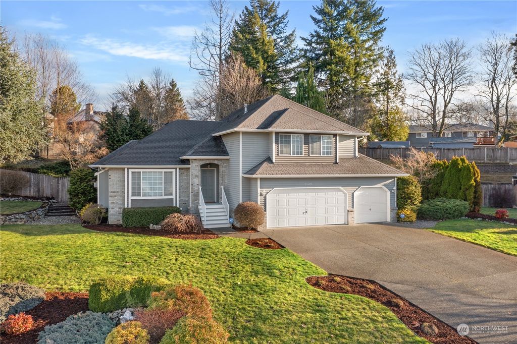 Photo of 20620 119th Avenue SE, Kent, WA 98031 (MLS # 2192000)