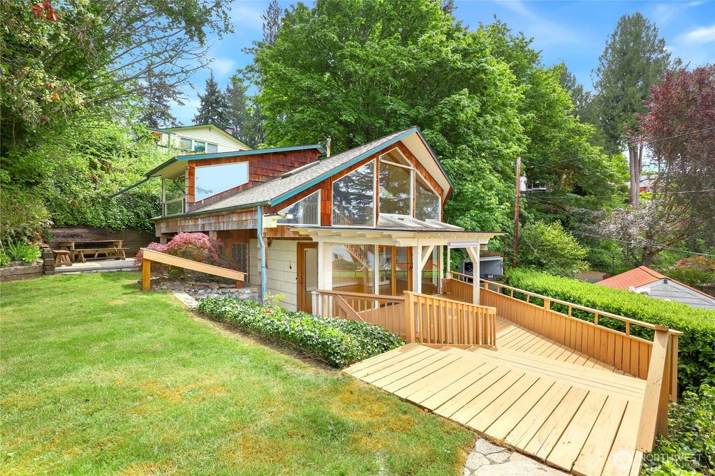 Photo of 3542 Mathews Drive NW, Bremerton, WA 98312 (MLS # 2518624)