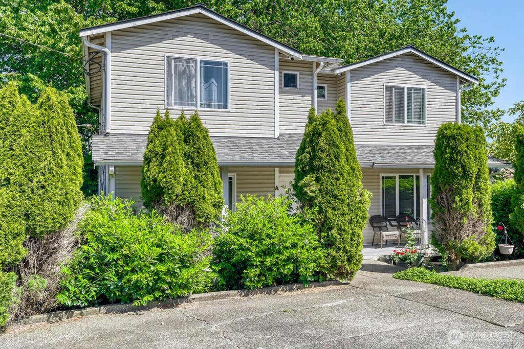 Photo of 6101 McDougal Avenue, Everett, WA 98203 (MLS # 2571254)