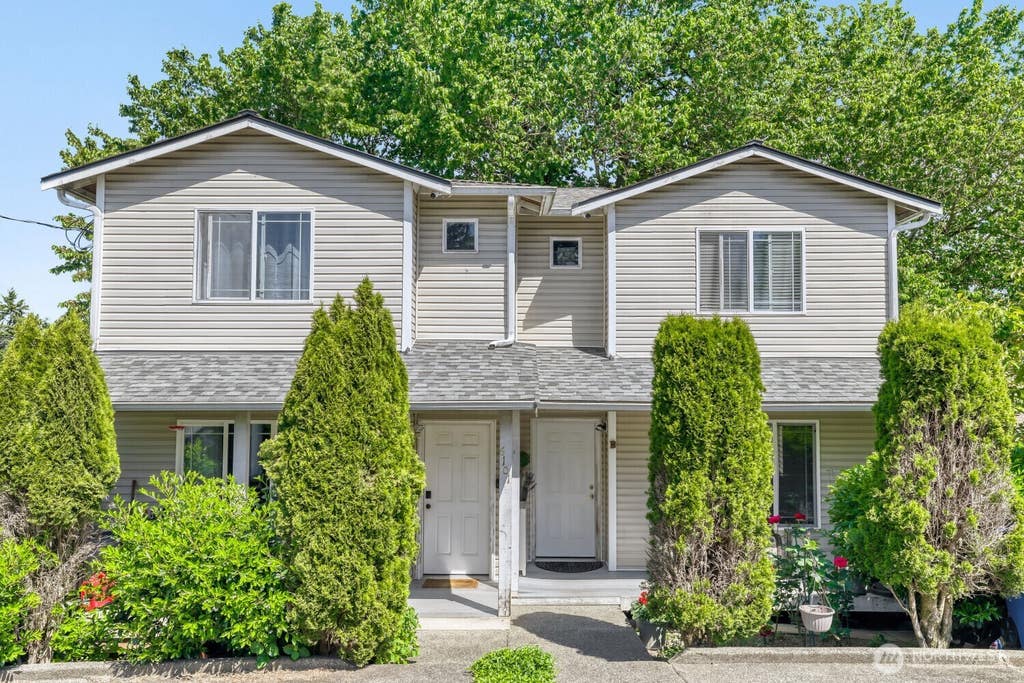 Photo of 6101 McDougal Avenue, Everett, WA 98203 (MLS # 2571254)