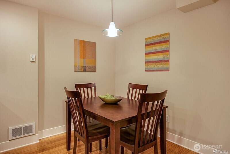 3841 Woodland Park Avenue N B