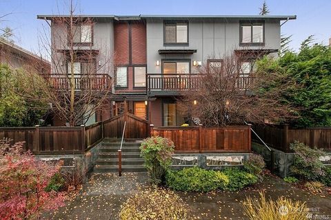 Photo of 3841 Woodland Park Avenue N #B, Seattle, WA 98103 (MLS # 2478691)