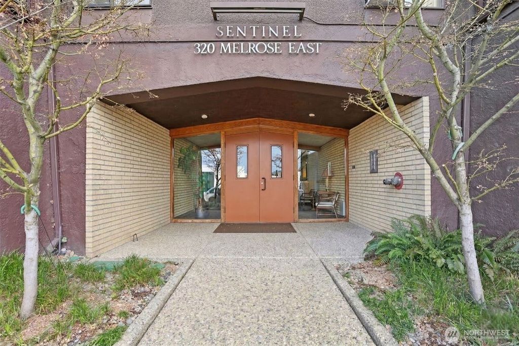 Photo of 320 Melrose Avenue E #403, Seattle, WA 98102 (MLS # 2494585)