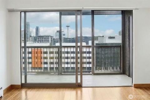 Photo of 320 Melrose Avenue E #403, Seattle, WA 98102 (MLS # 2494585)