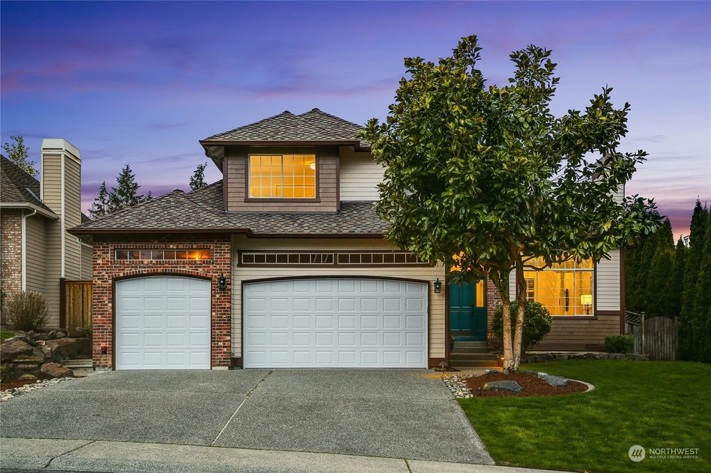Photo of 13032 NE 197th Place, Woodinville, WA 98072 (MLS # 2059000)