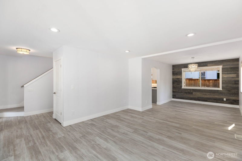 20133 7th Avenue SE
