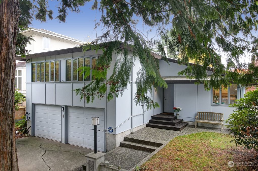 Photo of 14020 37th Avenue NE, Seattle, WA 98125 (MLS # 2179150)