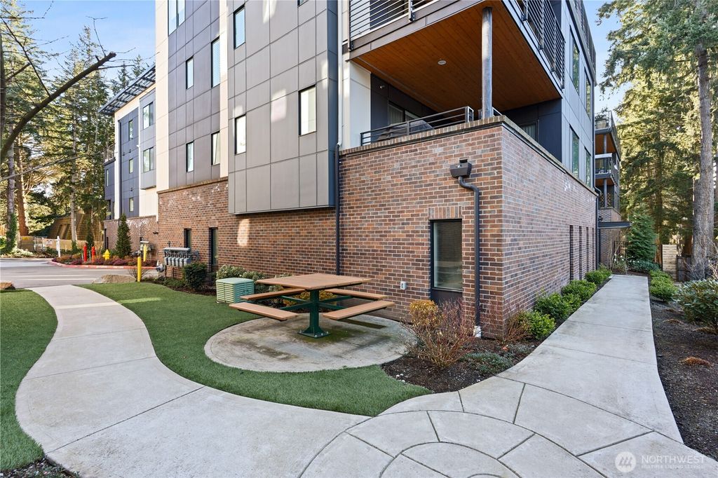 Photo of 15538 NE 15th Place #301, Bellevue, WA 98007 (MLS # 2500016)