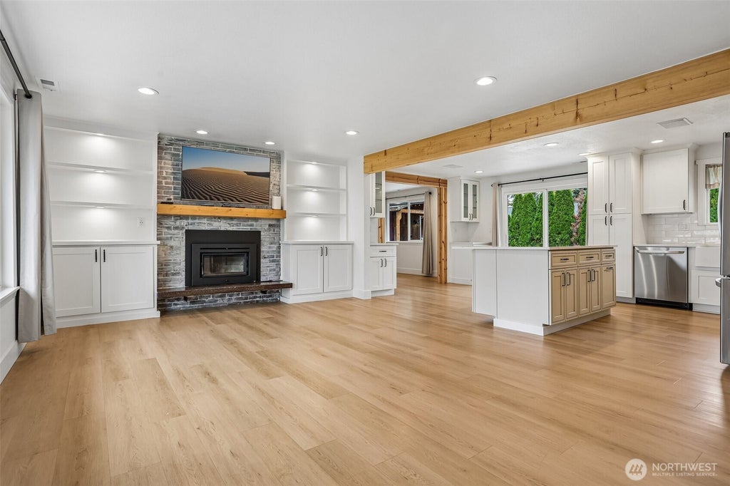 Photo of 4427 131st Place NE, Marysville, WA 98271 (MLS # 2591399)