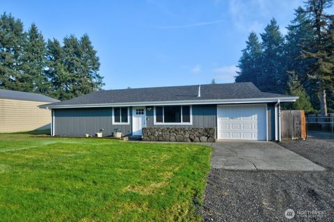 Photo of 19140 Rosemary Street SW, Rochester, WA 98579 (MLS # 2458561)