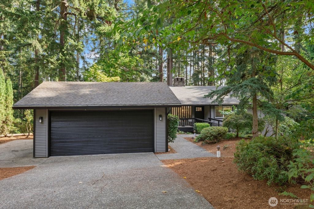Photo of 3022 137th Avenue NE, Bellevue, WA 98005 (MLS # 2437189)