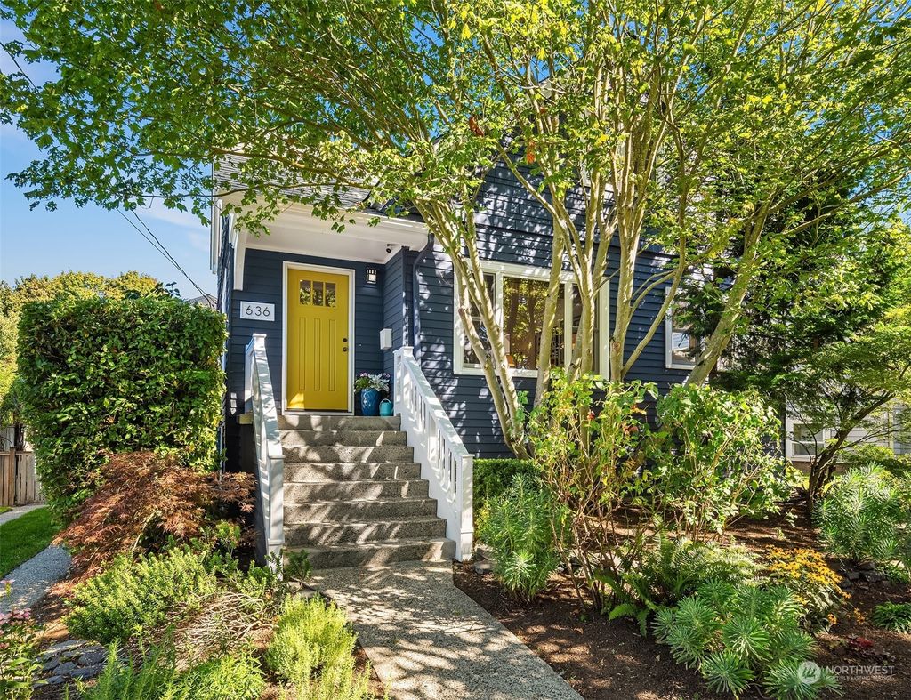 Photo of 636 NW 53rd Street, Seattle, WA 98107 (MLS # 2286361)