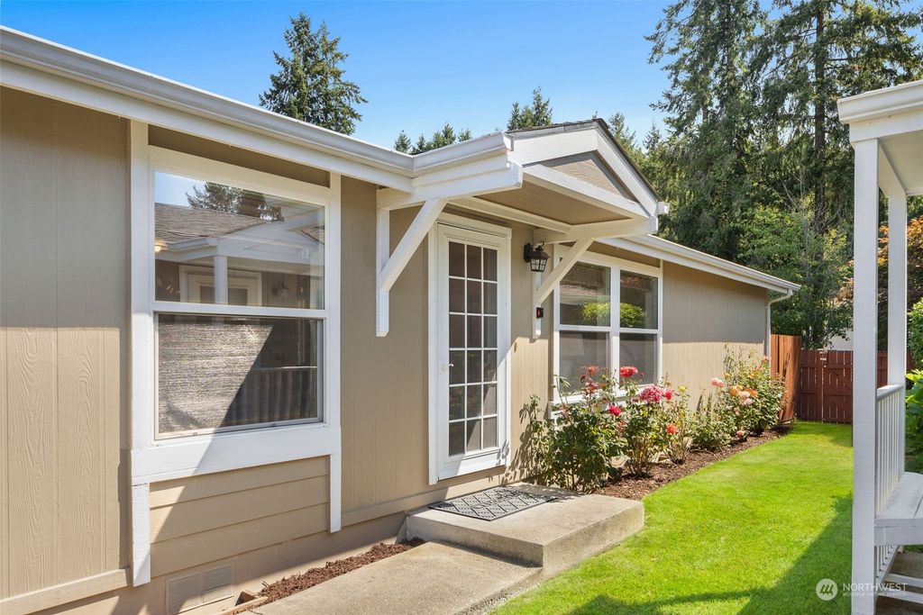 Photo of 24056 223rd Place SE, Maple Valley, WA 98038 (MLS # 2143575)
