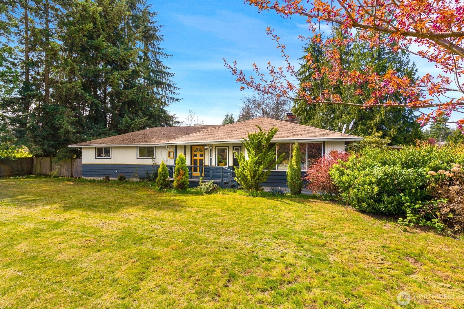 11122 Angeline Road E