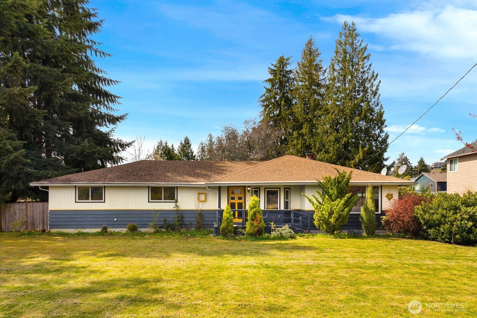 11122 Angeline Road E