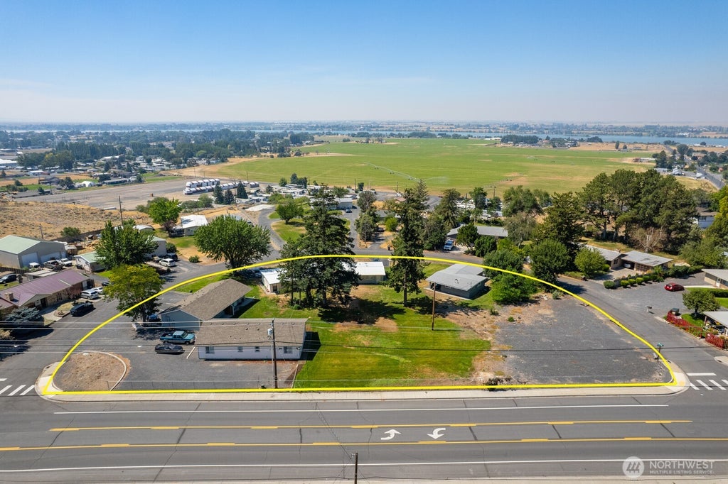 Photo of 4413 Circle Place, Moses Lake, WA 98837 (MLS # 2563000)