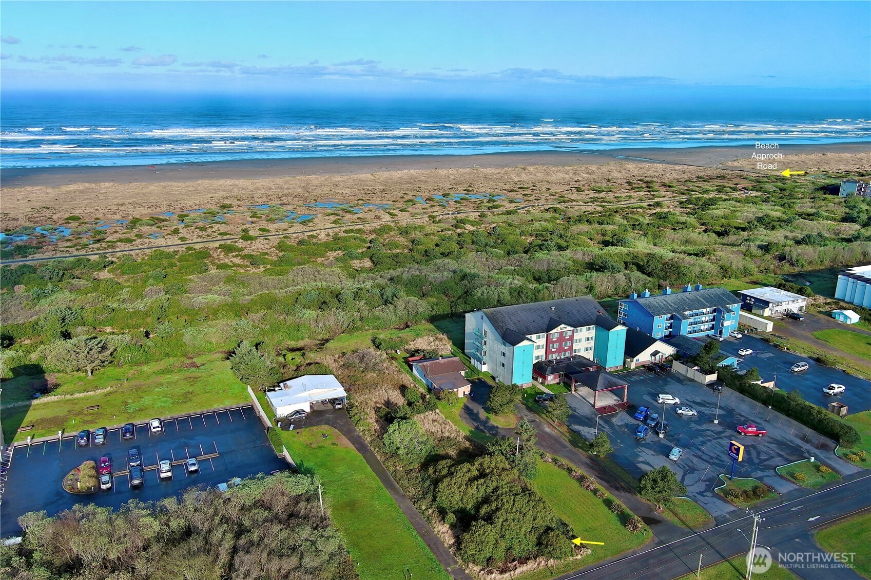 823 Ocean Shores Boulevard NW