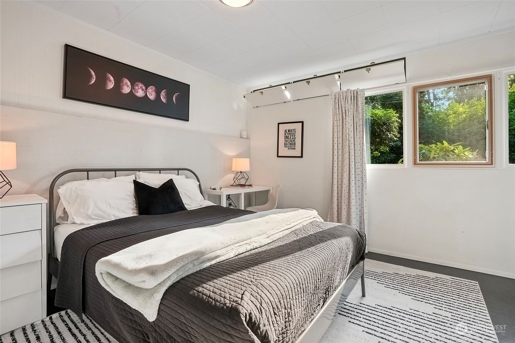 listing image 9369604896165458344
