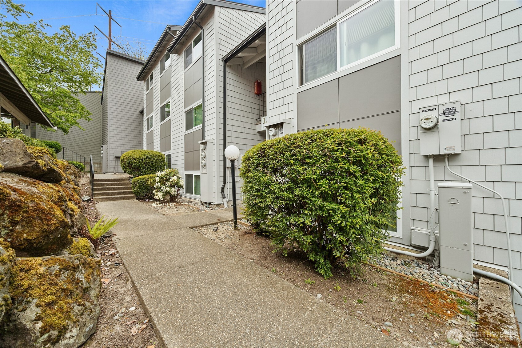 2020 Grant Avenue S L104