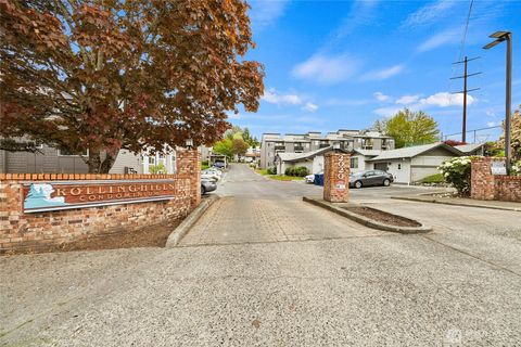 Photo of 2020 Grant Avenue S #L104, Renton, WA 98055 (MLS # 2520504)