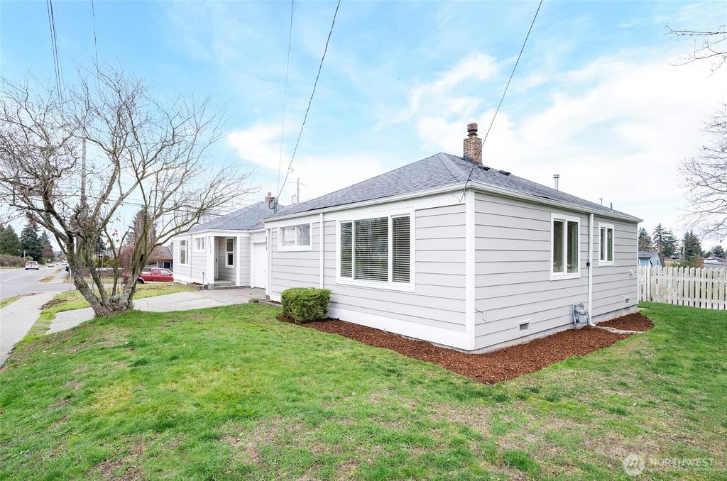 Photo of 2617 -2619 N Orchard Street, Tacoma, WA 98407 (MLS # 2458488)