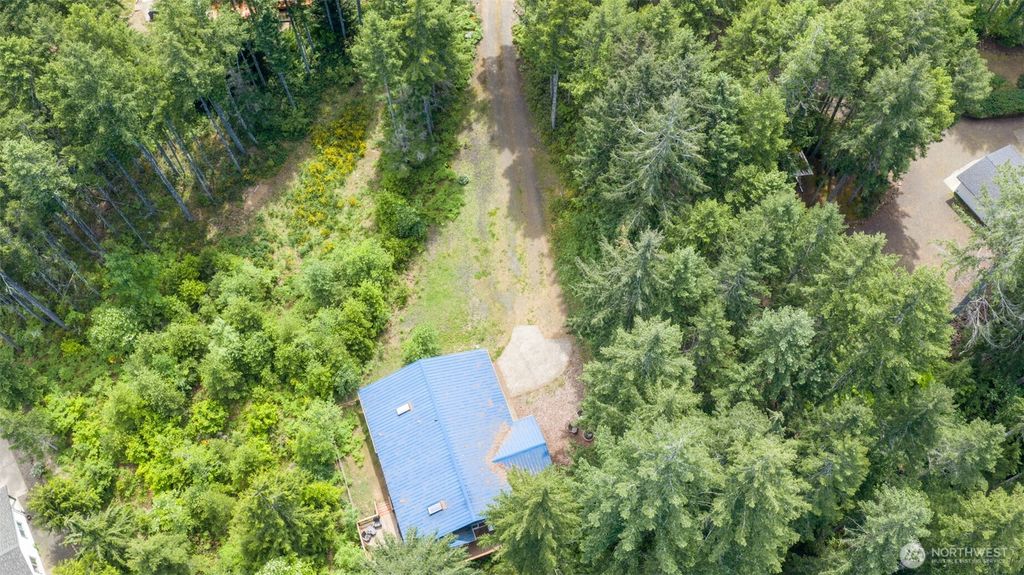 Photo of 70 N Beaver Place N, Hoodsport, WA 98548 (MLS # 2526031)