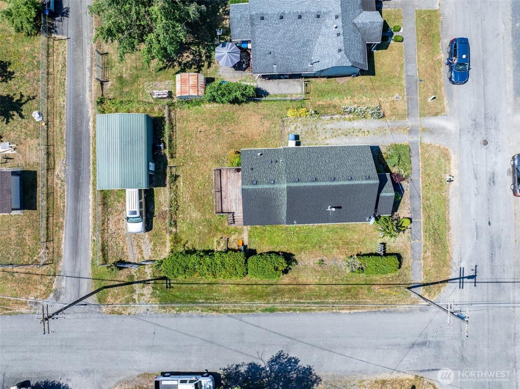 Photo of 117 SW 12th Street, Chehalis, WA 98532 (MLS # 2556248)