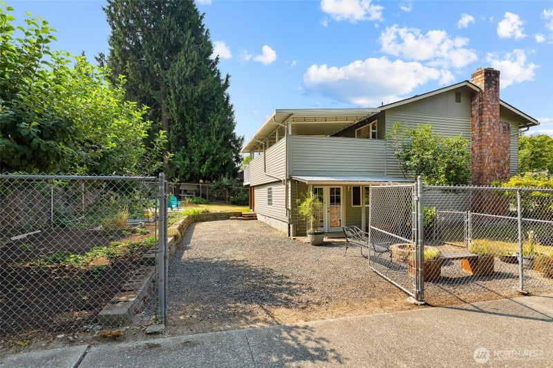 12817 48th Drive SE