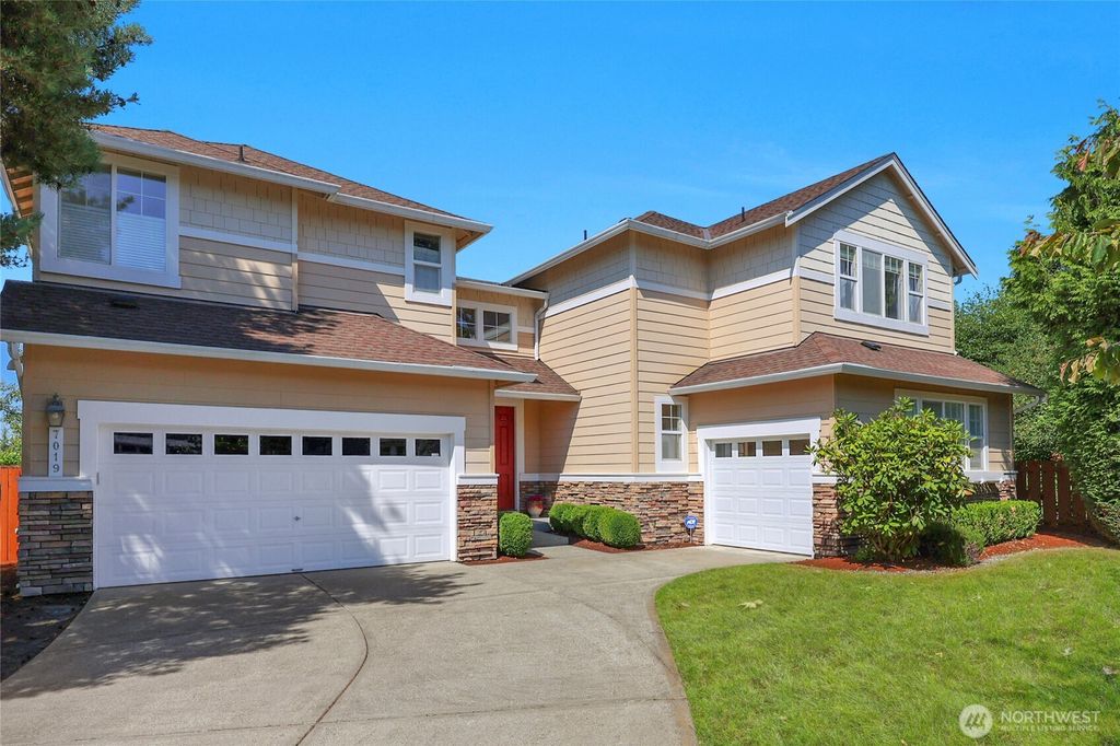 Photo of 7019 135th Street SE, Snohomish, WA 98296 (MLS # 2412073)