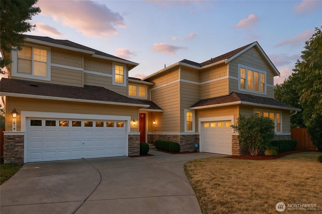 Photo of 7019 135th Street SE, Snohomish, WA 98296 (MLS # 2412073)