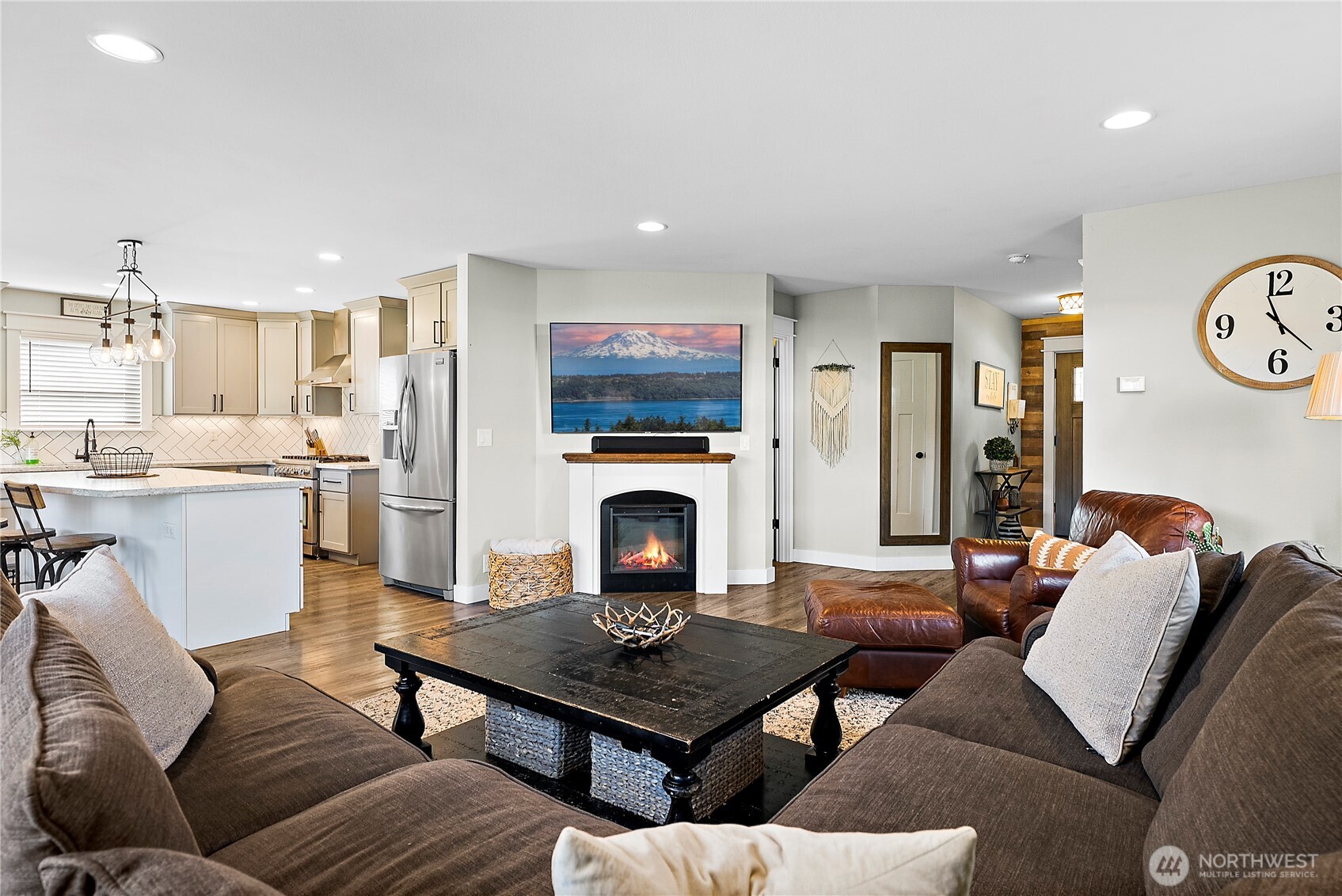 11107 212th Street E