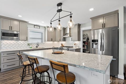 11107 212th Street E Graham WA 98338