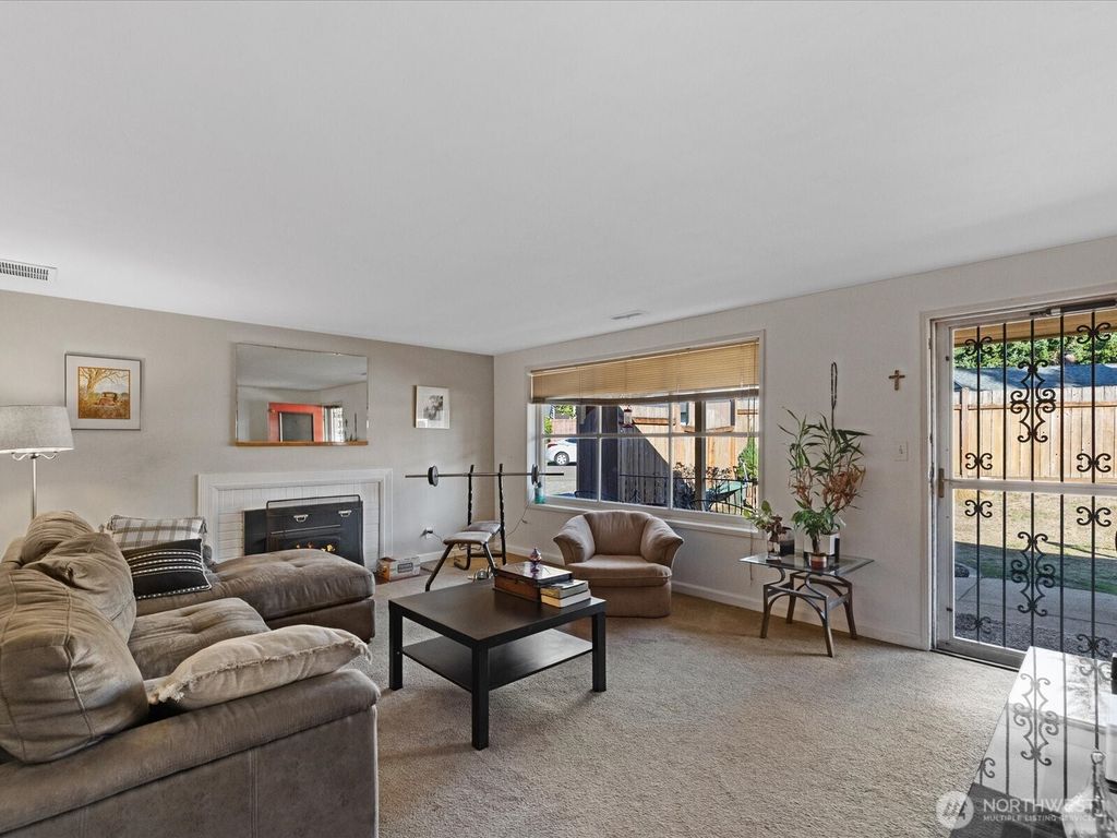 Photo of 15326 Ashworth Place N, Shoreline, WA 98133 (MLS # 2442874)
