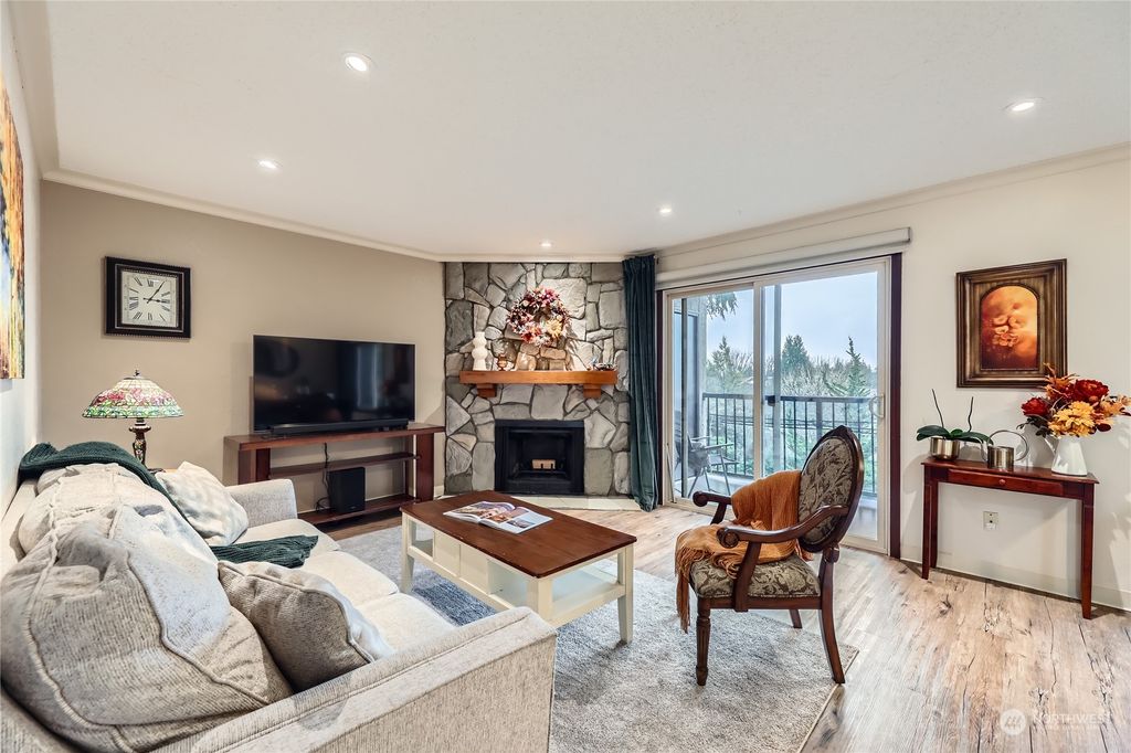 Photo of 14441 127th Lane NE #S3, Kirkland, WA 98034 (MLS # 2309973)