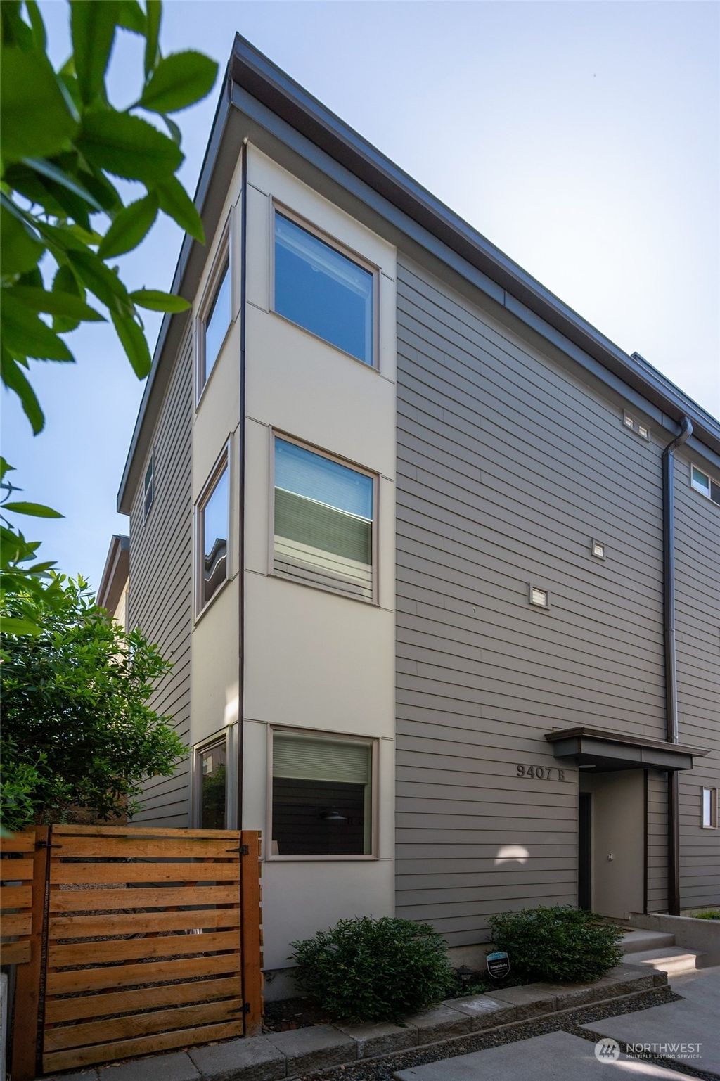 Photo of 9407 35th Avenue SW #B, Seattle, WA 98126 (MLS # 2250334)