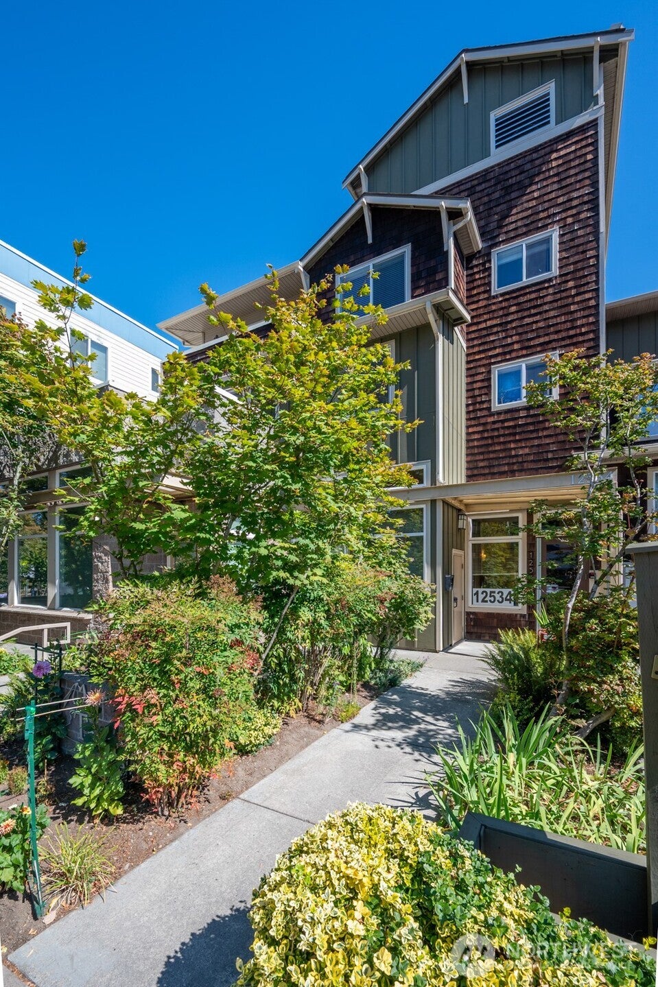 Photo of 12534 15th Avenue NE #36, Seattle, WA 98125 (MLS # 2579989)
