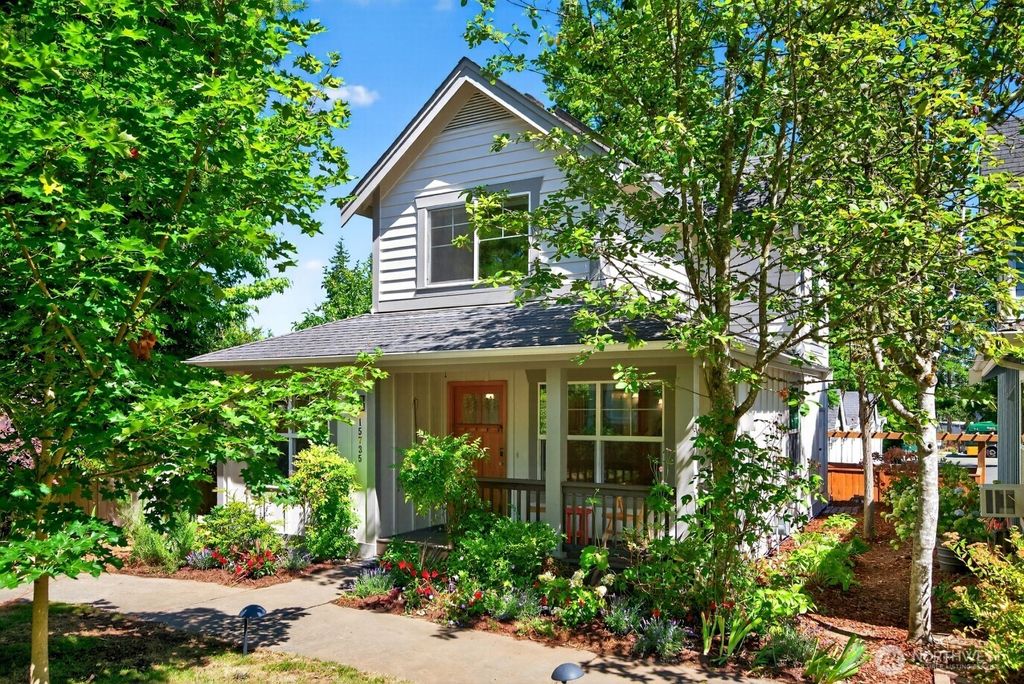 Photo of 15735 Dayton Avenue N, Shoreline, WA 98133 (MLS # 2419537)