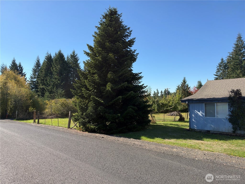 Photo of 166 Allman Road, Winlock, WA 98596 (MLS # 2593299)