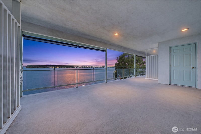 2600 W Marina Drive 5
