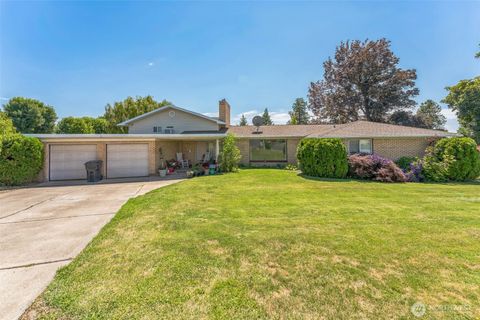 Photo of 1104 S Par Drive, Ritzville, WA 99169 (MLS # 2401053)