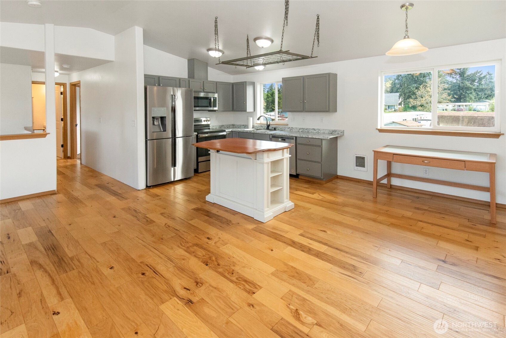 8520 Pepperidge Lane SE