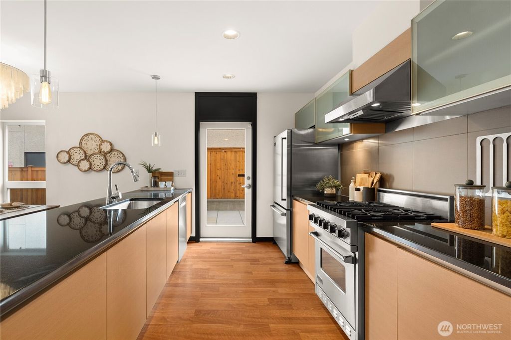 Photo of 4217 Fremont Avenue N #1, Seattle, WA 98103 (MLS # 2329450)