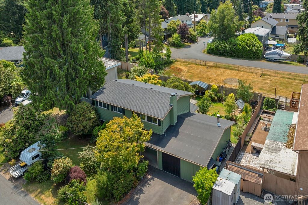 Photo of 7818 185th Place SW, Edmonds, WA 98026 (MLS # 2397728)