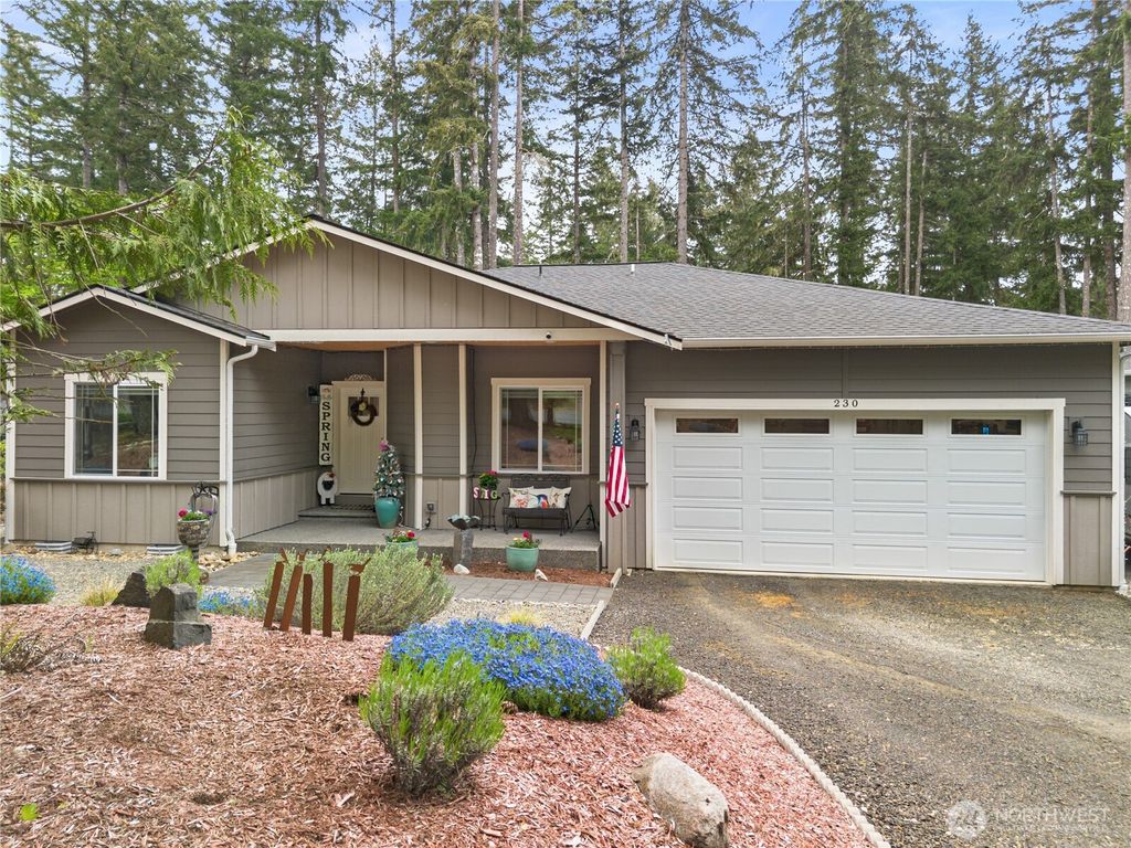 Photo of 230 E Saint Andrews Drive, Shelton, WA 98584 (MLS # 2518046)
