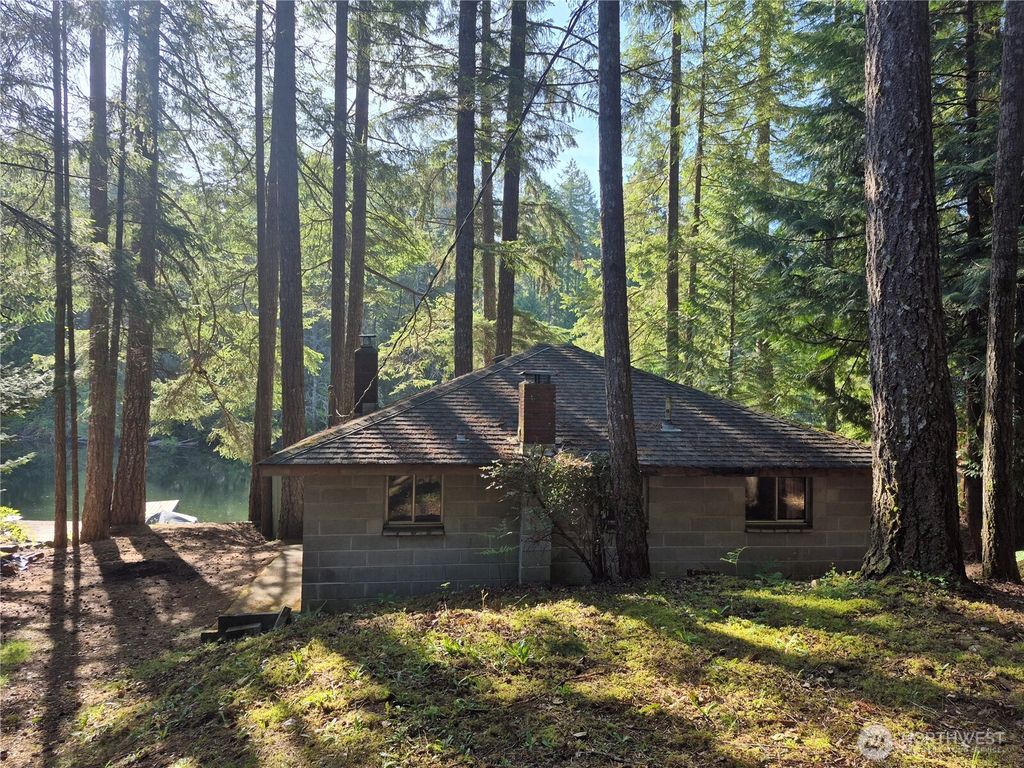 Photo of 0 1375X Wye Lake Boulevard SW, Port Orchard, WA 98367 (MLS # 2528313)