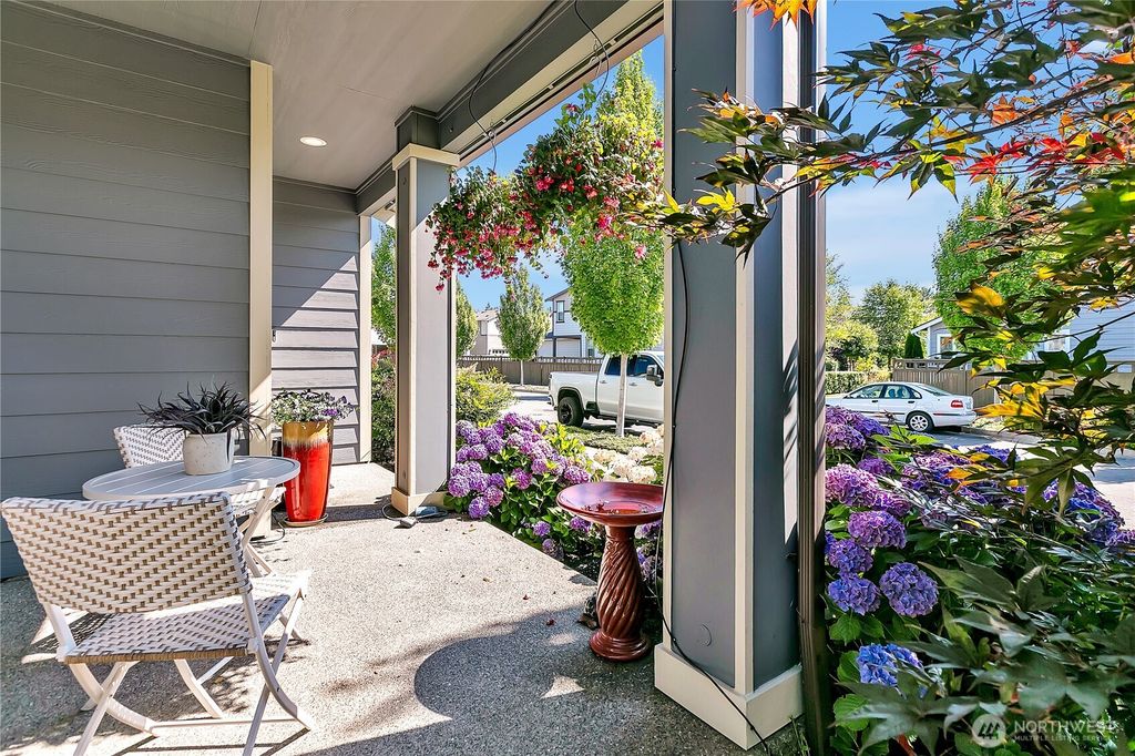 Photo of 32725 Maple Avenue SE, Black Diamond, WA 98010 (MLS # 2411717)