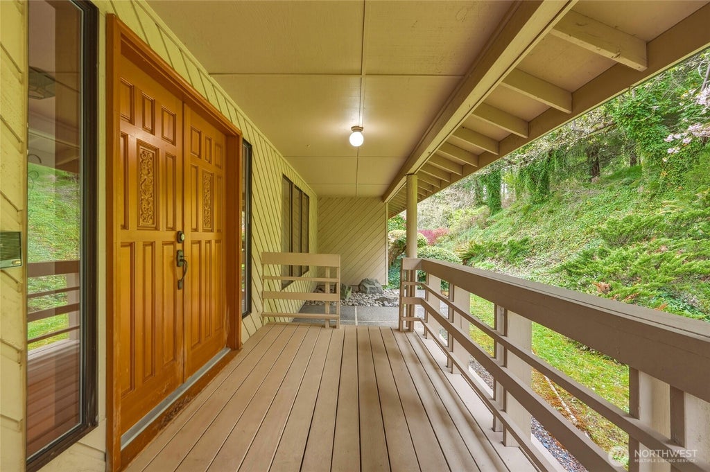 Photo of 40215 278th Avenue SE, Enumclaw, WA 98022 (MLS # 2575638)