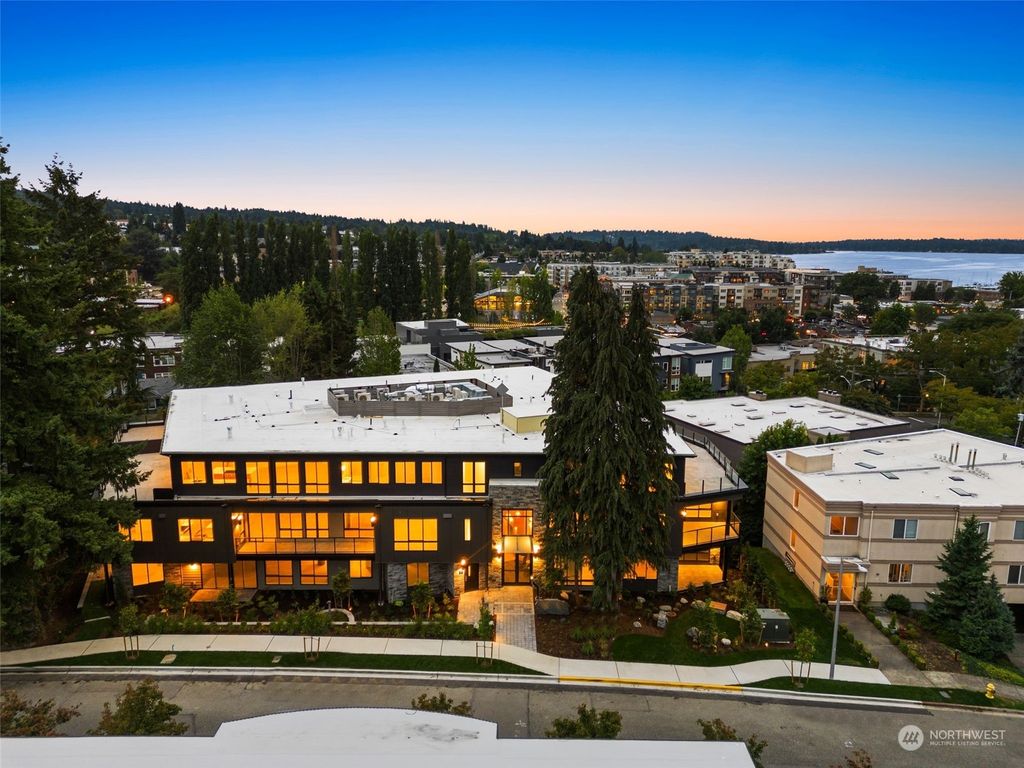Photo of 317 5th Avenue #102, Kirkland, WA 98033 (MLS # 2186301)