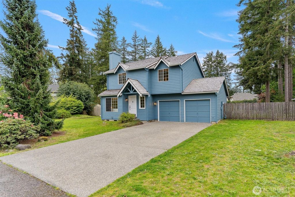 Photo of 28501 235th Court SE, Maple Valley, WA 98038 (MLS # 2369139)
